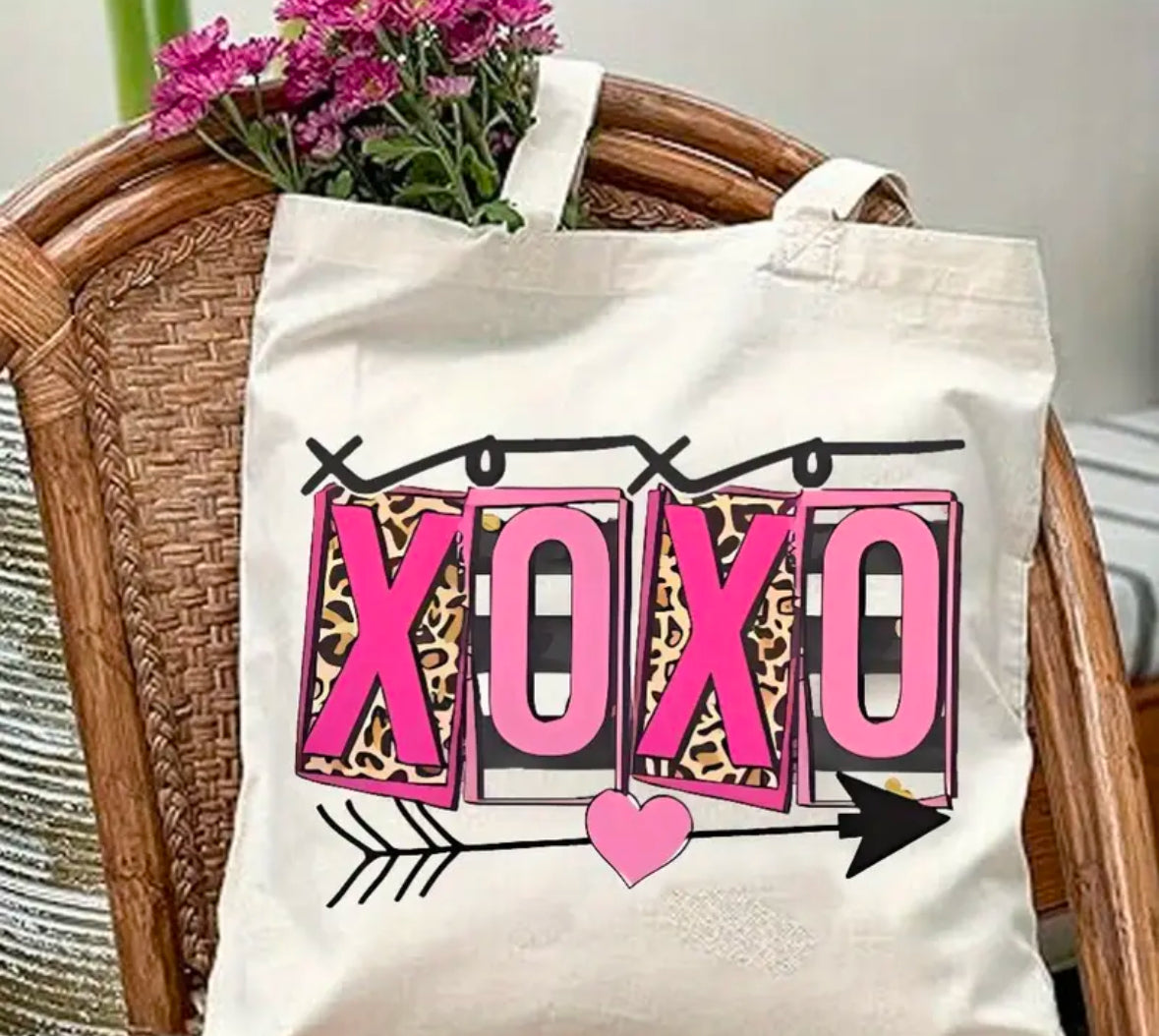 XOXO t shirt